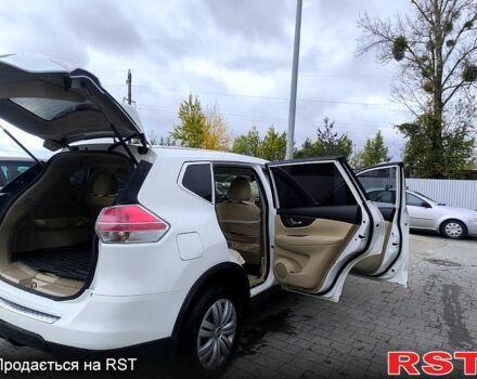 Белый Ниссан Rogue, объемом двигателя 2.5 л и пробегом 147 тыс. км за 12500 $, фото 10 на Automoto.ua