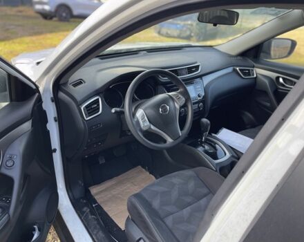 Білий Ніссан Rogue, об'ємом двигуна 2.5 л та пробігом 160 тис. км за 8600 $, фото 6 на Automoto.ua