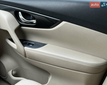 Белый Ниссан Rogue, объемом двигателя 2.5 л и пробегом 178 тыс. км за 11999 $, фото 23 на Automoto.ua