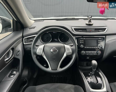 Білий Ніссан Rogue, об'ємом двигуна 2.49 л та пробігом 130 тис. км за 12900 $, фото 5 на Automoto.ua