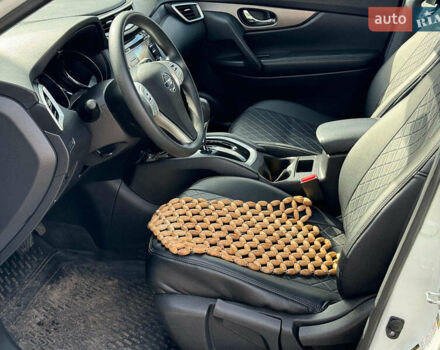 Білий Ніссан Rogue, об'ємом двигуна 2.5 л та пробігом 153 тис. км за 12790 $, фото 12 на Automoto.ua