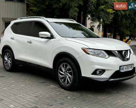 Белый Ниссан Rogue, объемом двигателя 2.5 л и пробегом 178 тыс. км за 11999 $, фото 6 на Automoto.ua