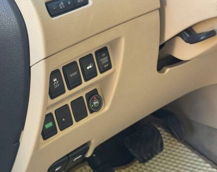 Білий Ніссан Rogue, об'ємом двигуна 0 л та пробігом 220 тис. км за 11550 $, фото 5 на Automoto.ua