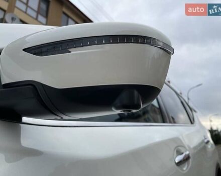 Білий Ніссан Rogue, об'ємом двигуна 2.5 л та пробігом 155 тис. км за 14000 $, фото 5 на Automoto.ua