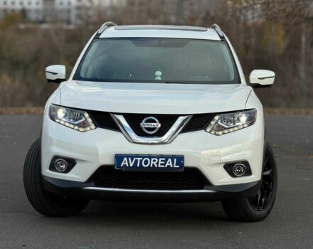 Белый Ниссан Rogue, объемом двигателя 2.5 л и пробегом 112 тыс. км за 15000 $, фото 2 на Automoto.ua