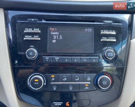 Білий Ніссан Rogue, об'ємом двигуна 2.49 л та пробігом 140 тис. км за 12999 $, фото 9 на Automoto.ua