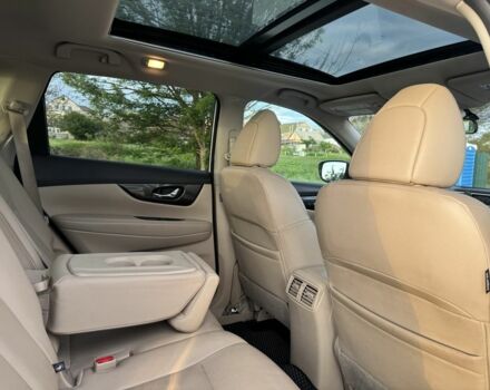 Ніссан Rogue 2016 у Києві на Automoto.ua Білий Ніссан Rogue, об'ємом двигуна 2.5 л та пробігом 115 тис. км за 14500 $, фото 7 на Automoto.ua