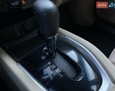 Білий Ніссан Rogue, об'ємом двигуна 2.49 л та пробігом 140 тис. км за 12999 $, фото 10 на Automoto.ua