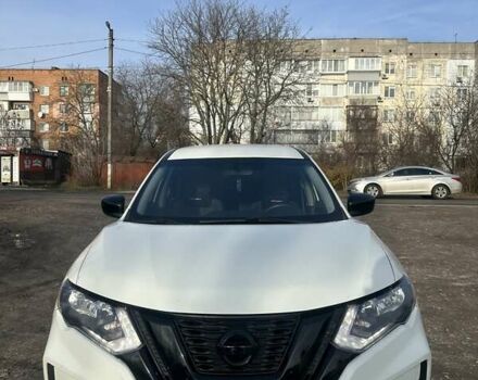 Белый Ниссан Rogue, объемом двигателя 2.49 л и пробегом 186 тыс. км за 13999 $, фото 2 на Automoto.ua