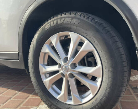 Белый Ниссан Rogue, объемом двигателя 2.49 л и пробегом 220 тыс. км за 11800 $, фото 8 на Automoto.ua