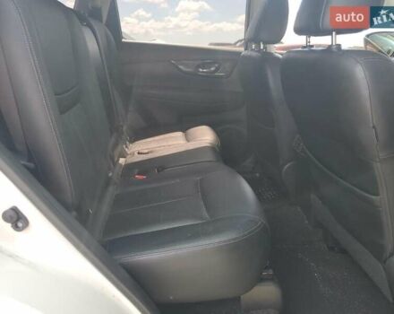 Белый Ниссан Rogue, объемом двигателя 2.49 л и пробегом 132 тыс. км за 11300 $, фото 17 на Automoto.ua