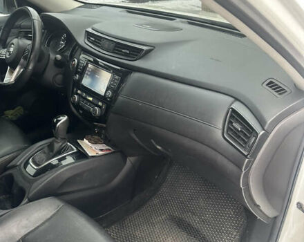 Белый Ниссан Rogue, объемом двигателя 2.49 л и пробегом 87 тыс. км за 16000 $, фото 9 на Automoto.ua