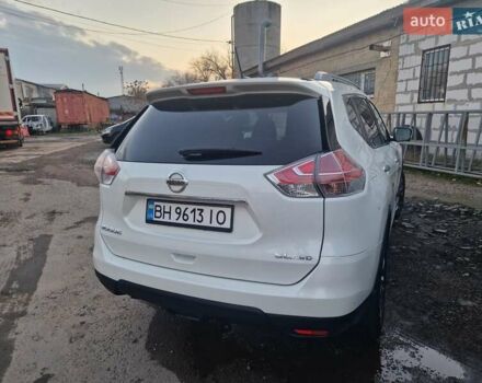 Белый Ниссан Rogue, объемом двигателя 2.5 л и пробегом 63 тыс. км за 13500 $, фото 2 на Automoto.ua