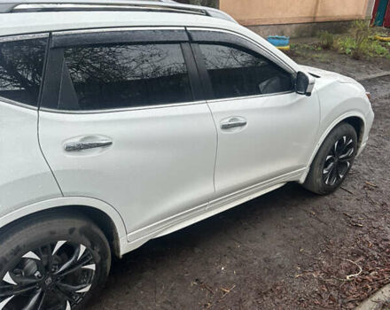 Белый Ниссан Rogue, объемом двигателя 2.49 л и пробегом 87 тыс. км за 16000 $, фото 4 на Automoto.ua