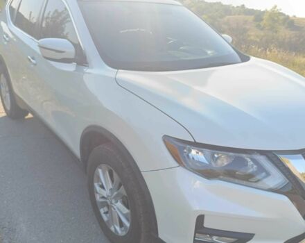 Белый Ниссан Rogue, объемом двигателя 2.5 л и пробегом 69 тыс. км за 16500 $, фото 1 на Automoto.ua