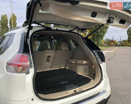 Білий Ніссан Rogue, об'ємом двигуна 2.5 л та пробігом 117 тис. км за 14600 $, фото 6 на Automoto.ua