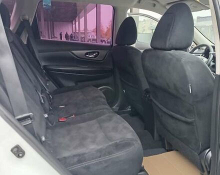 Белый Ниссан Rogue, объемом двигателя 2.49 л и пробегом 125 тыс. км за 15500 $, фото 9 на Automoto.ua