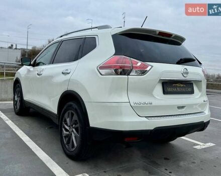 Белый Ниссан Rogue, объемом двигателя 2.5 л и пробегом 151 тыс. км за 15300 $, фото 10 на Automoto.ua