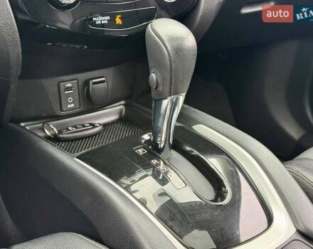 Белый Ниссан Rogue, объемом двигателя 2.5 л и пробегом 151 тыс. км за 15300 $, фото 28 на Automoto.ua