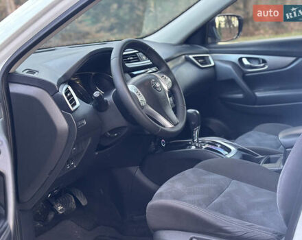 Білий Ніссан Rogue, об'ємом двигуна 2.5 л та пробігом 220 тис. км за 12000 $, фото 30 на Automoto.ua