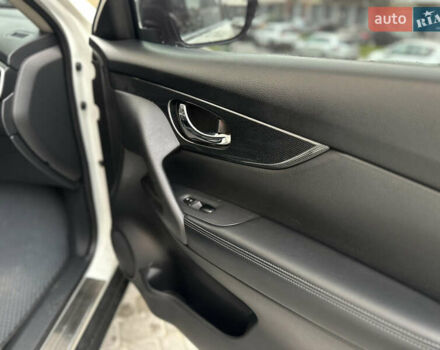 Белый Ниссан Rogue, объемом двигателя 2.49 л и пробегом 172 тыс. км за 14499 $, фото 35 на Automoto.ua