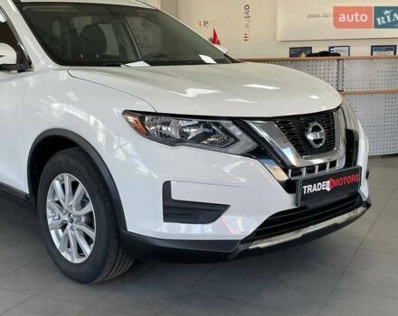 Белый Ниссан Rogue, объемом двигателя 2.49 л и пробегом 264 тыс. км за 13190 $, фото 5 на Automoto.ua