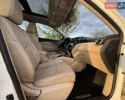 Белый Ниссан Rogue, объемом двигателя 0 л и пробегом 115 тыс. км за 14500 $, фото 1 на Automoto.ua