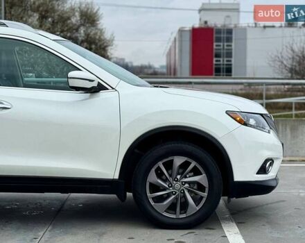 Белый Ниссан Rogue, объемом двигателя 2.5 л и пробегом 151 тыс. км за 15300 $, фото 8 на Automoto.ua