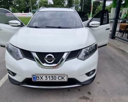 Белый Ниссан Rogue, объемом двигателя 2.49 л и пробегом 129 тыс. км за 13700 $, фото 6 на Automoto.ua