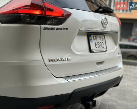 Белый Ниссан Rogue, объемом двигателя 2.49 л и пробегом 172 тыс. км за 14499 $, фото 14 на Automoto.ua