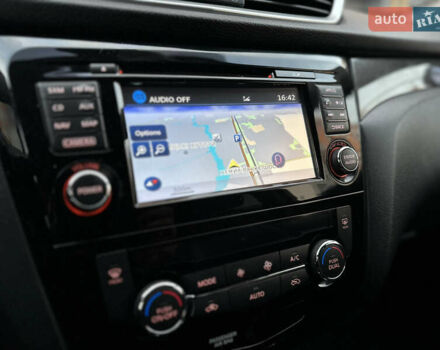 Белый Ниссан Rogue, объемом двигателя 2.49 л и пробегом 172 тыс. км за 14499 $, фото 44 на Automoto.ua