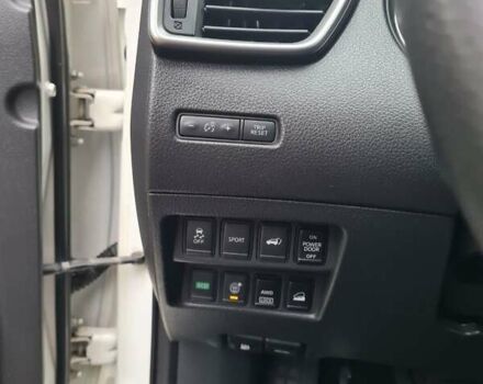 Белый Ниссан Rogue, объемом двигателя 2.49 л и пробегом 214 тыс. км за 13500 $, фото 20 на Automoto.ua