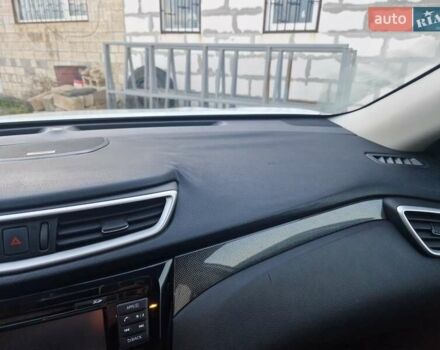 Белый Ниссан Rogue, объемом двигателя 2.5 л и пробегом 63 тыс. км за 13500 $, фото 16 на Automoto.ua