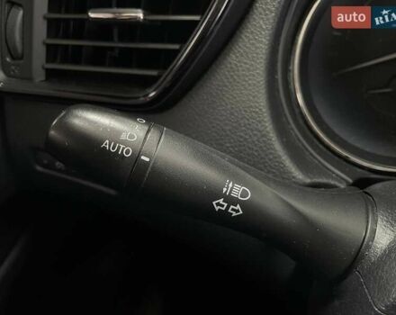 Белый Ниссан Rogue, объемом двигателя 2.49 л и пробегом 264 тыс. км за 13190 $, фото 23 на Automoto.ua