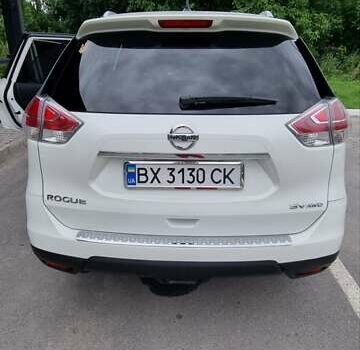 Белый Ниссан Rogue, объемом двигателя 2.49 л и пробегом 129 тыс. км за 13700 $, фото 8 на Automoto.ua