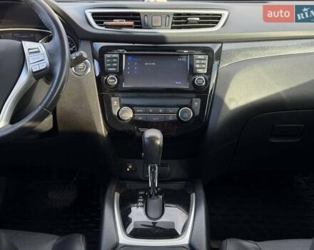 Белый Ниссан Rogue, объемом двигателя 2.5 л и пробегом 112 тыс. км за 15000 $, фото 47 на Automoto.ua