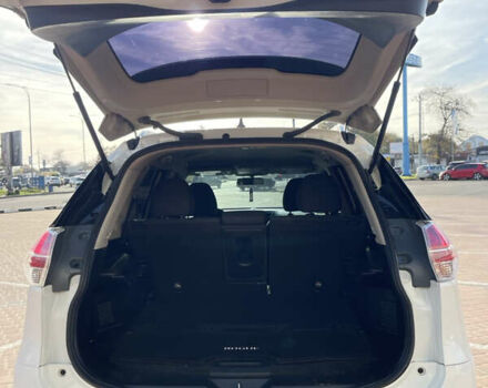 Белый Ниссан Rogue, объемом двигателя 2.49 л и пробегом 220 тыс. км за 11800 $, фото 12 на Automoto.ua