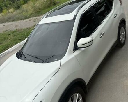 Белый Ниссан Rogue, объемом двигателя 2.49 л и пробегом 129 тыс. км за 13700 $, фото 4 на Automoto.ua