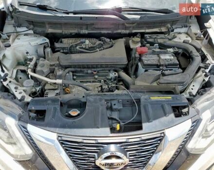 Білий Ніссан Rogue, об'ємом двигуна 0 л та пробігом 153 тис. км за 2100 $, фото 11 на Automoto.ua