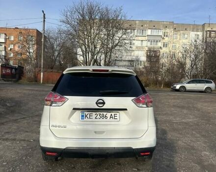 Белый Ниссан Rogue, объемом двигателя 2.49 л и пробегом 186 тыс. км за 13999 $, фото 5 на Automoto.ua