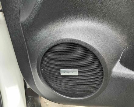 Белый Ниссан Rogue, объемом двигателя 2.5 л и пробегом 155 тыс. км за 13900 $, фото 7 на Automoto.ua