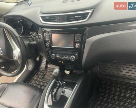 Білий Ніссан Rogue, об'ємом двигуна 2.5 л та пробігом 155 тис. км за 14000 $, фото 21 на Automoto.ua