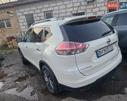 Белый Ниссан Rogue, объемом двигателя 2.5 л и пробегом 63 тыс. км за 13500 $, фото 7 на Automoto.ua
