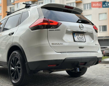 Белый Ниссан Rogue, объемом двигателя 2.49 л и пробегом 172 тыс. км за 14499 $, фото 13 на Automoto.ua