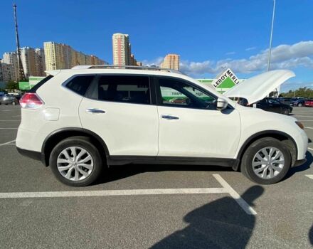 Белый Ниссан Rogue, объемом двигателя 2.5 л и пробегом 64 тыс. км за 15000 $, фото 3 на Automoto.ua