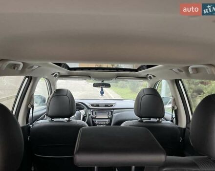 Білий Ніссан Rogue, об'ємом двигуна 2.5 л та пробігом 155 тис. км за 14000 $, фото 6 на Automoto.ua