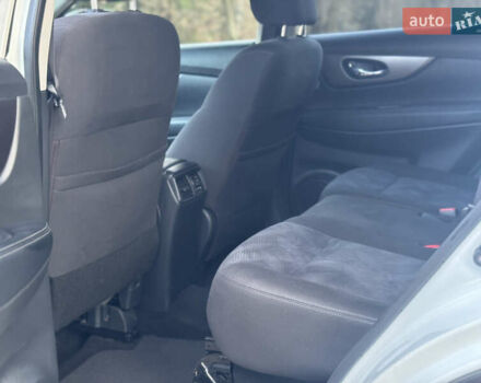 Білий Ніссан Rogue, об'ємом двигуна 2.5 л та пробігом 220 тис. км за 12000 $, фото 35 на Automoto.ua