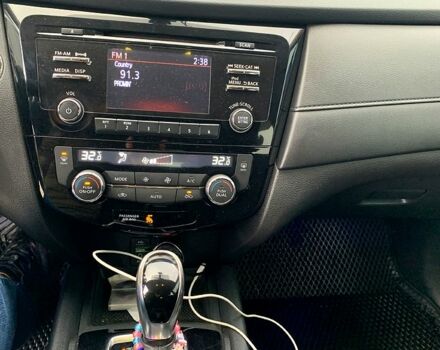 Белый Ниссан Rogue, объемом двигателя 2.5 л и пробегом 96 тыс. км за 15800 $, фото 7 на Automoto.ua