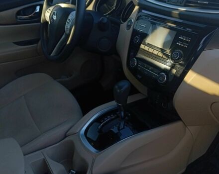 Белый Ниссан Rogue, объемом двигателя 2.5 л и пробегом 69 тыс. км за 16500 $, фото 3 на Automoto.ua