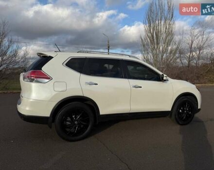 Белый Ниссан Rogue, объемом двигателя 2.5 л и пробегом 112 тыс. км за 15000 $, фото 25 на Automoto.ua